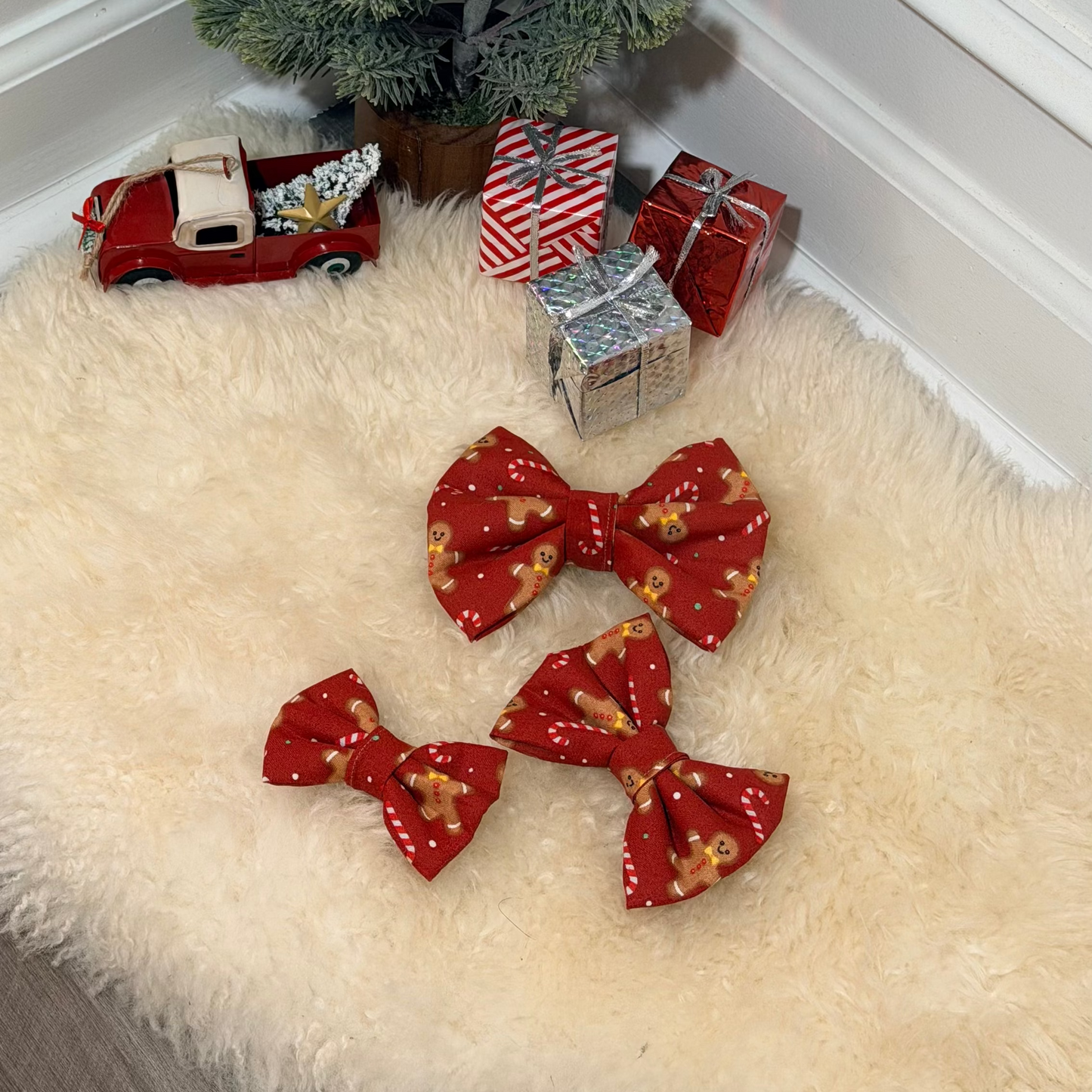 Christmas Dog Bowtie